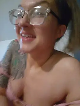 NicolePearl webcam