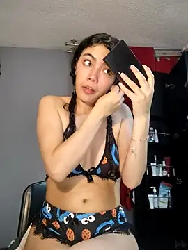 Karina_Mon webcam