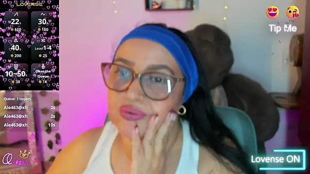 Gia_Nahomi webcam