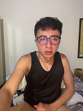 CamiRojas_boy webcam