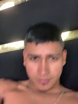 Emiliano_Reyes webcam