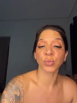 Biazinhabdsm webcam
