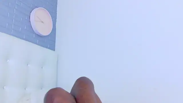 pervert_shydoll1 webcam