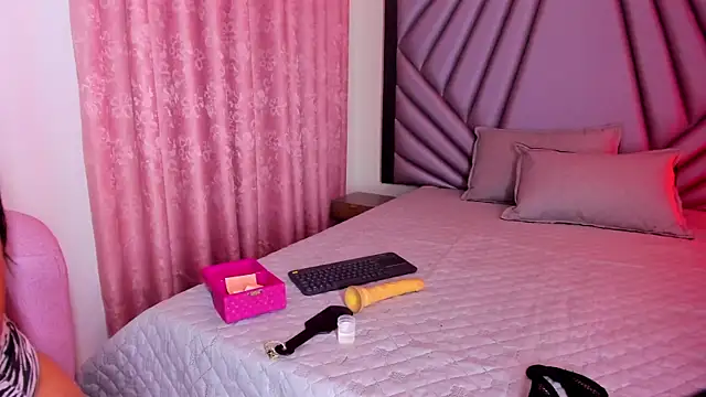 Aleja_NightVibe webcam
