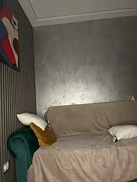LunaAlya webcam
