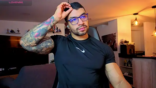 Michael_Diamond webcam
