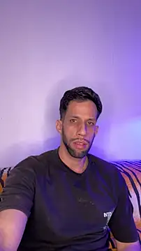 Karim_mansur webcam