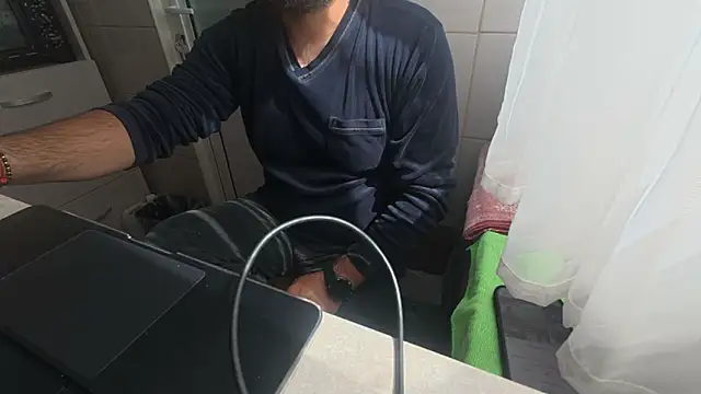TARKAN1