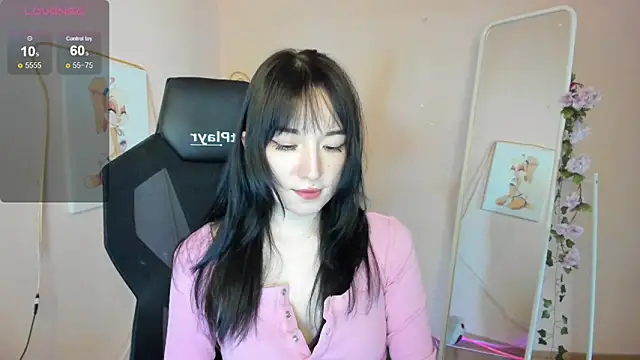 AliceeinWonderlanddd webcam