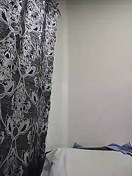 Latina_azura333 webcam