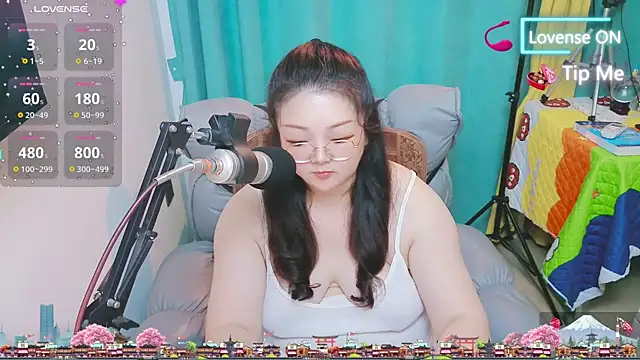 AngelwithEcup webcam