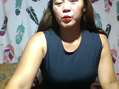 SugahBrown_Love webcam