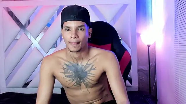 kai_storm77 webcam