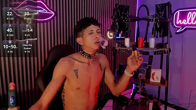 Maximoking26 webcam