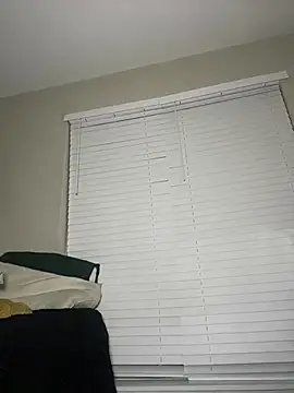 LillShayy webcam