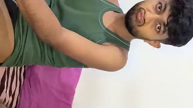 DesiDaddyandSon webcam