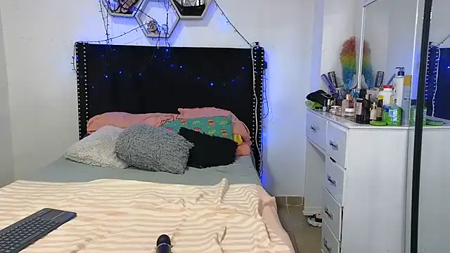 charlotte_077 webcam