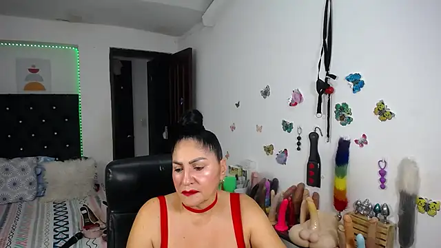 mature_bigboobs10 webcam