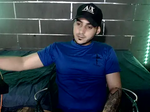 xxxxhotxoxo webcam