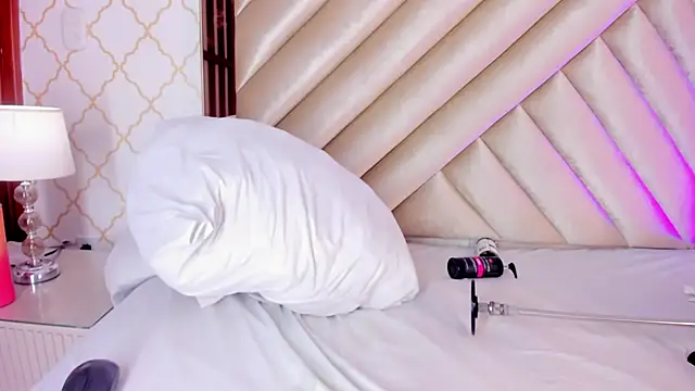 AnnieVanegas webcam