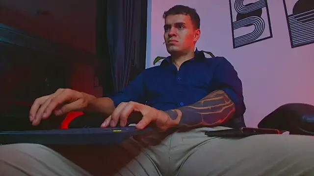 ALPHA_DOMINUS_ webcam