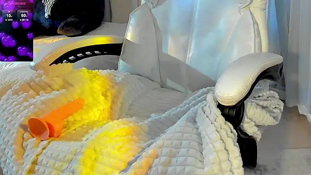 Black_Dollarss webcam