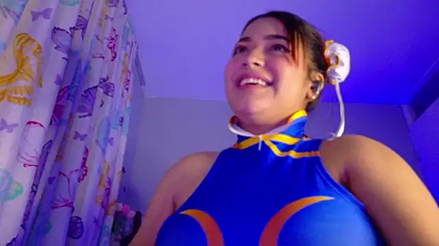 NicolleTaylor webcam