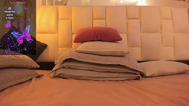 camila__herrera webcam