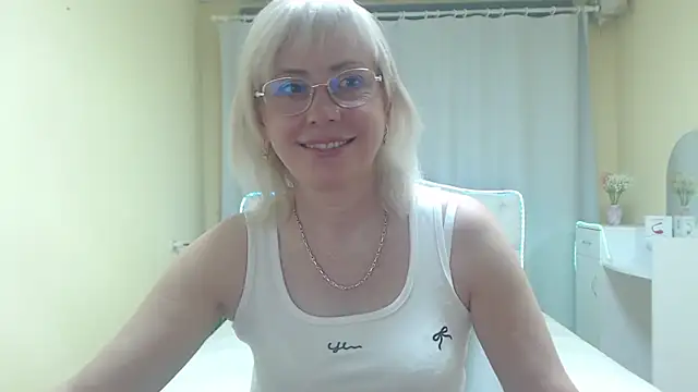 LaurenWishy webcam