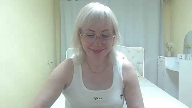 LaurenWishy webcam