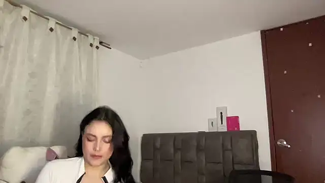 salome_polaniiee webcam