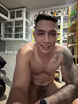 OliverWest04 webcam