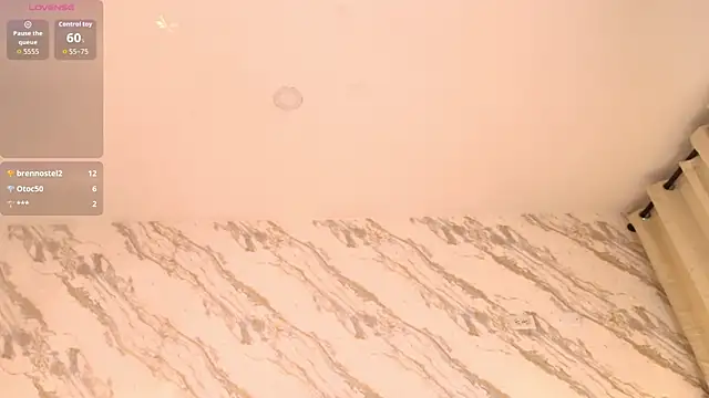 sofi_delight webcam