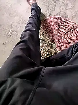 Tushu_under19_boy webcam