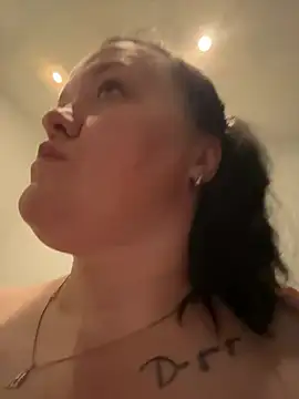 SunnyLeila2101 webcam