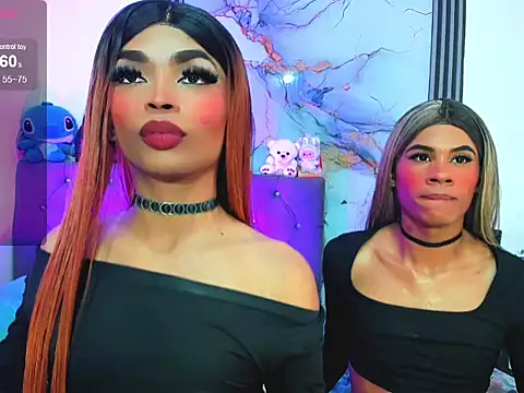 dollmia_and_sara webcam