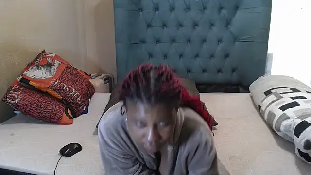 EbonyEssence webcam
