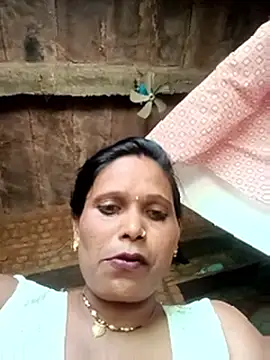 cute_diya_12 webcam