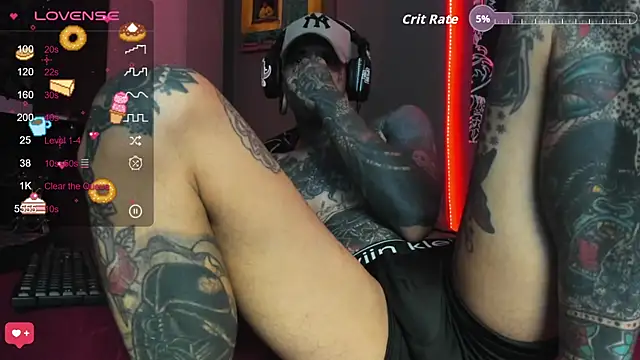 cleoo_jhonny - Cleoo_jhonny's free webcam - UK Sex Cams