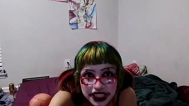 k1ttycl0wn webcam