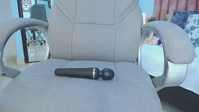 nana_levy webcam