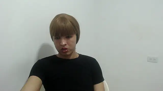 estefania224 webcam