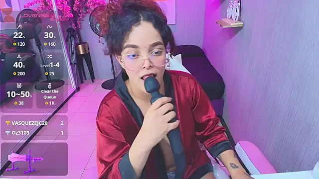 Maggy_t18 webcam