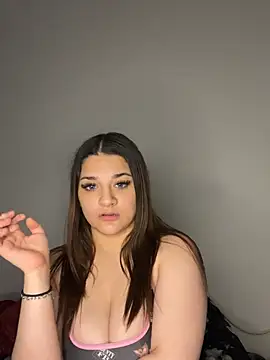 treasurebabii webcam