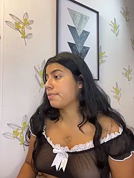 Laia_white webcam