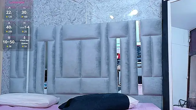 EbonyCoWorker webcam