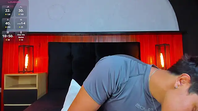 Leo_Savage_ webcam