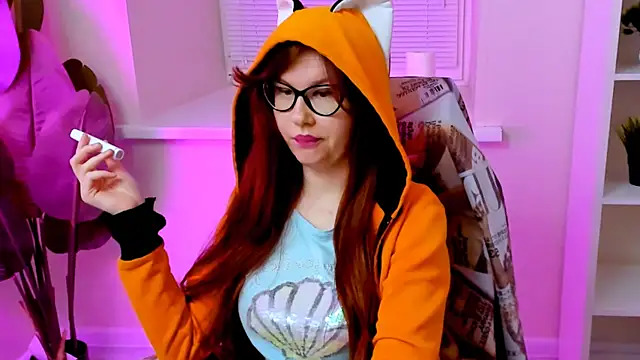 CarolGiggly webcam