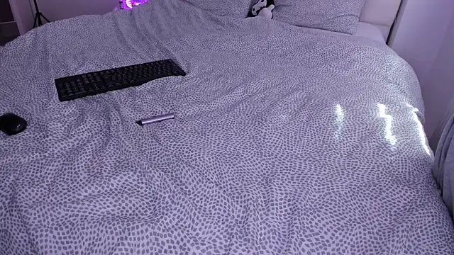 ScarlettJakobs webcam