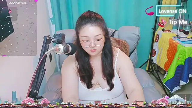 AngelwithEcup webcam